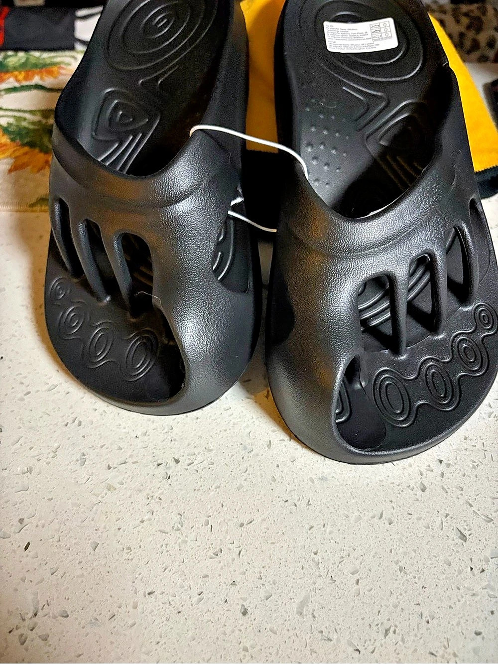 Manicure Black Sandals Like New
